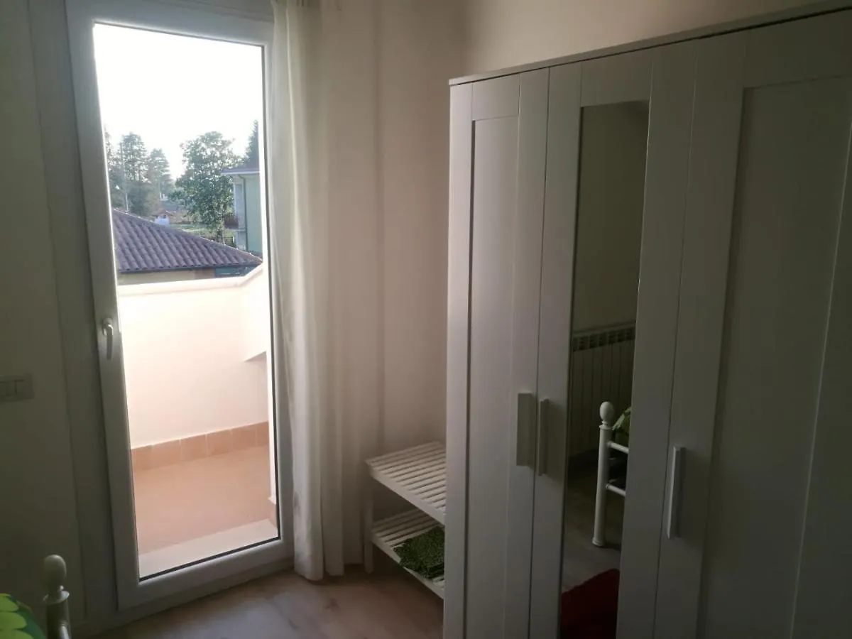 Bed & Breakfast Edo'S Home Lonate Pozzolo Italy